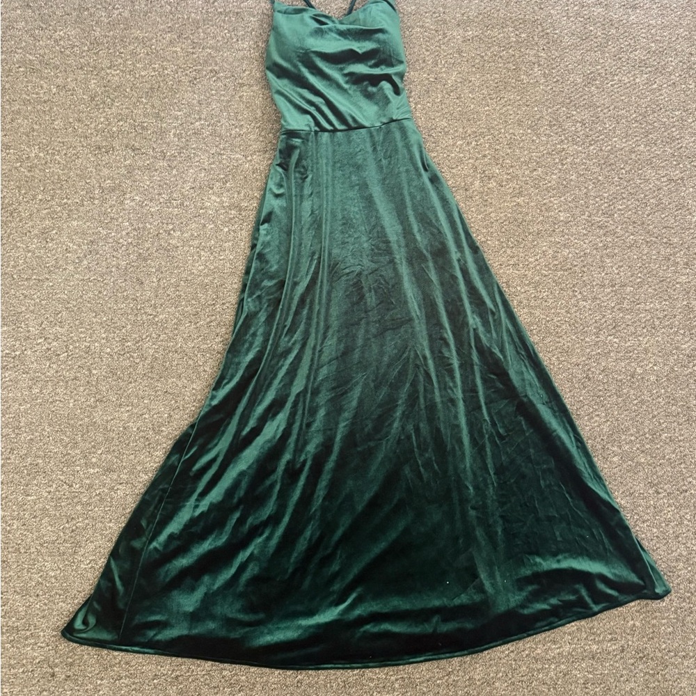 Elegant Green Velvet Evening Gown